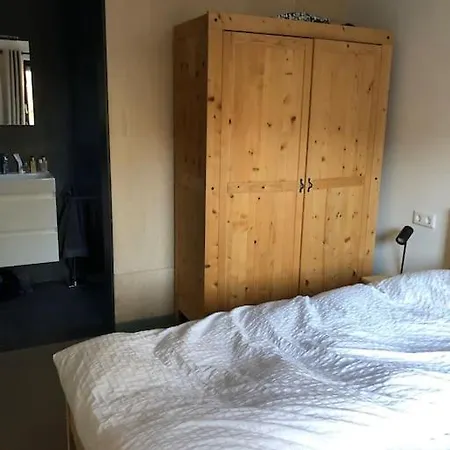 Chalet Ecological Wooden 4-bedroom Chalet At Texel *