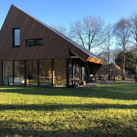 Ecological Wooden 4-bedroom Chalet At Texel *